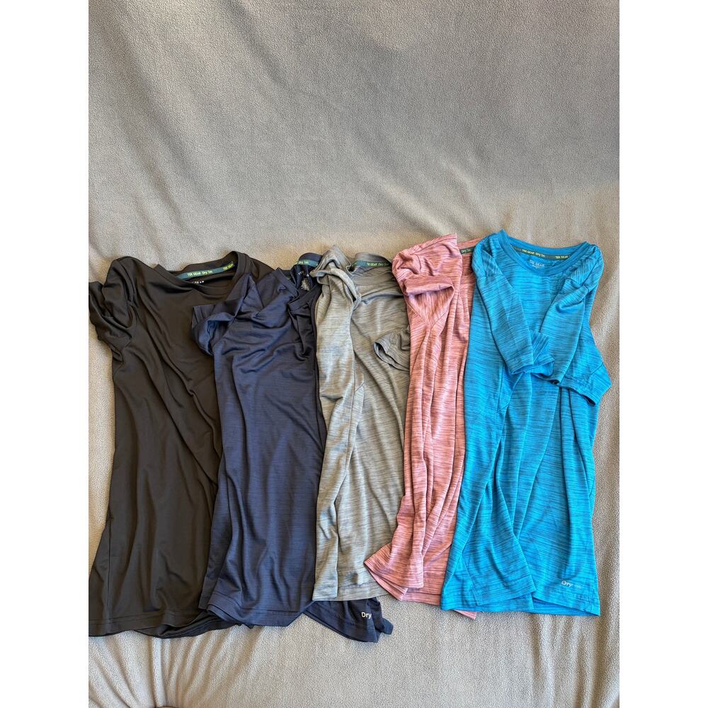 TEK GEAR Dry Tek Performance 5 Shirts Small Lot Blue Red Gray Black Running 5pc - Picture 3 of 11